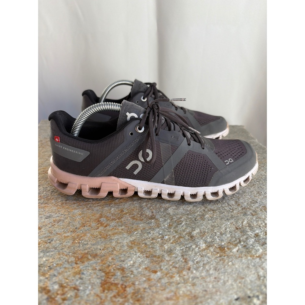 On Cloudflow Running Shoes Womens 5.5 Grey Rose Pink Swiss Engineering Trainers